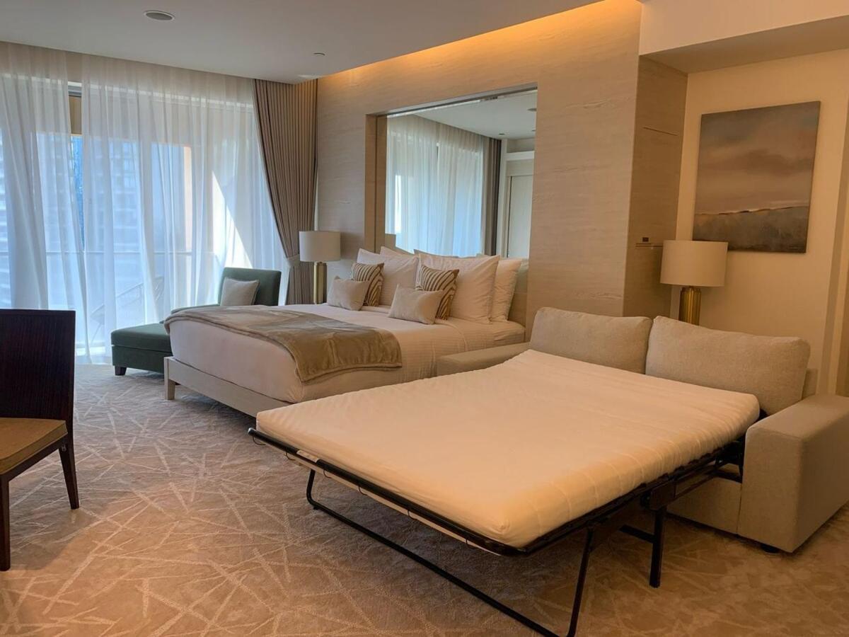 Burj View Lux Inside Mall! Apartment Dubai