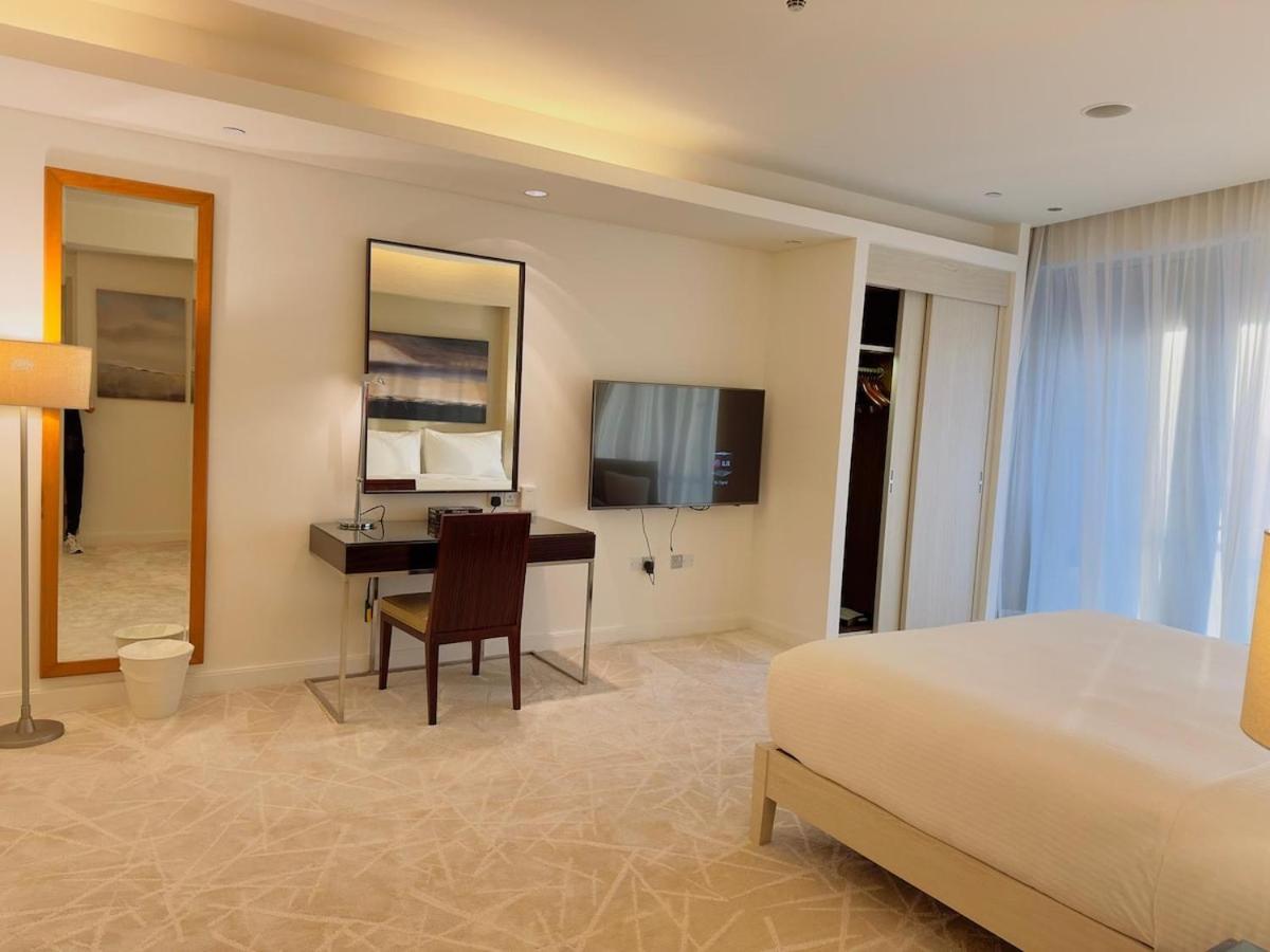 Burj View Lux Inside Mall! Apartment